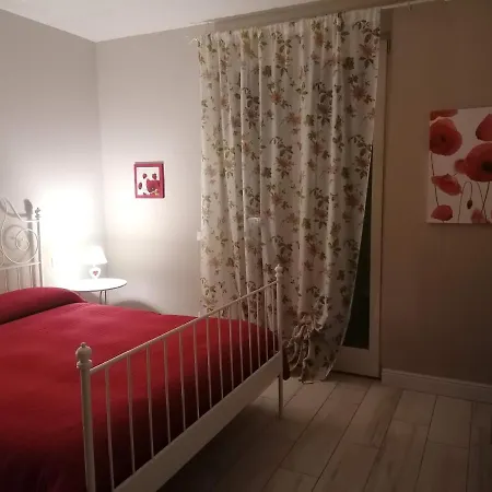 Bilocale Papavero, Magnolia O Girasole Apartmán *